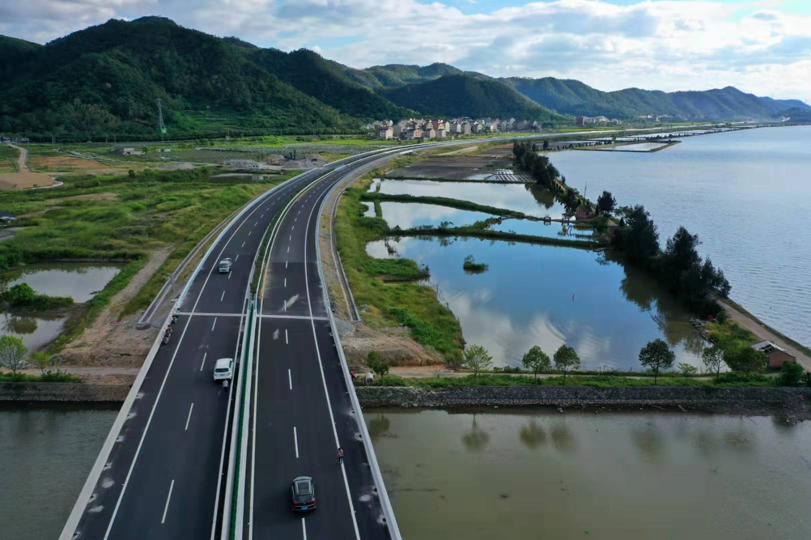溫嶺澤國至玉環(huán)大麥嶼疏港公路工程（228國道）溫嶺段第三標段